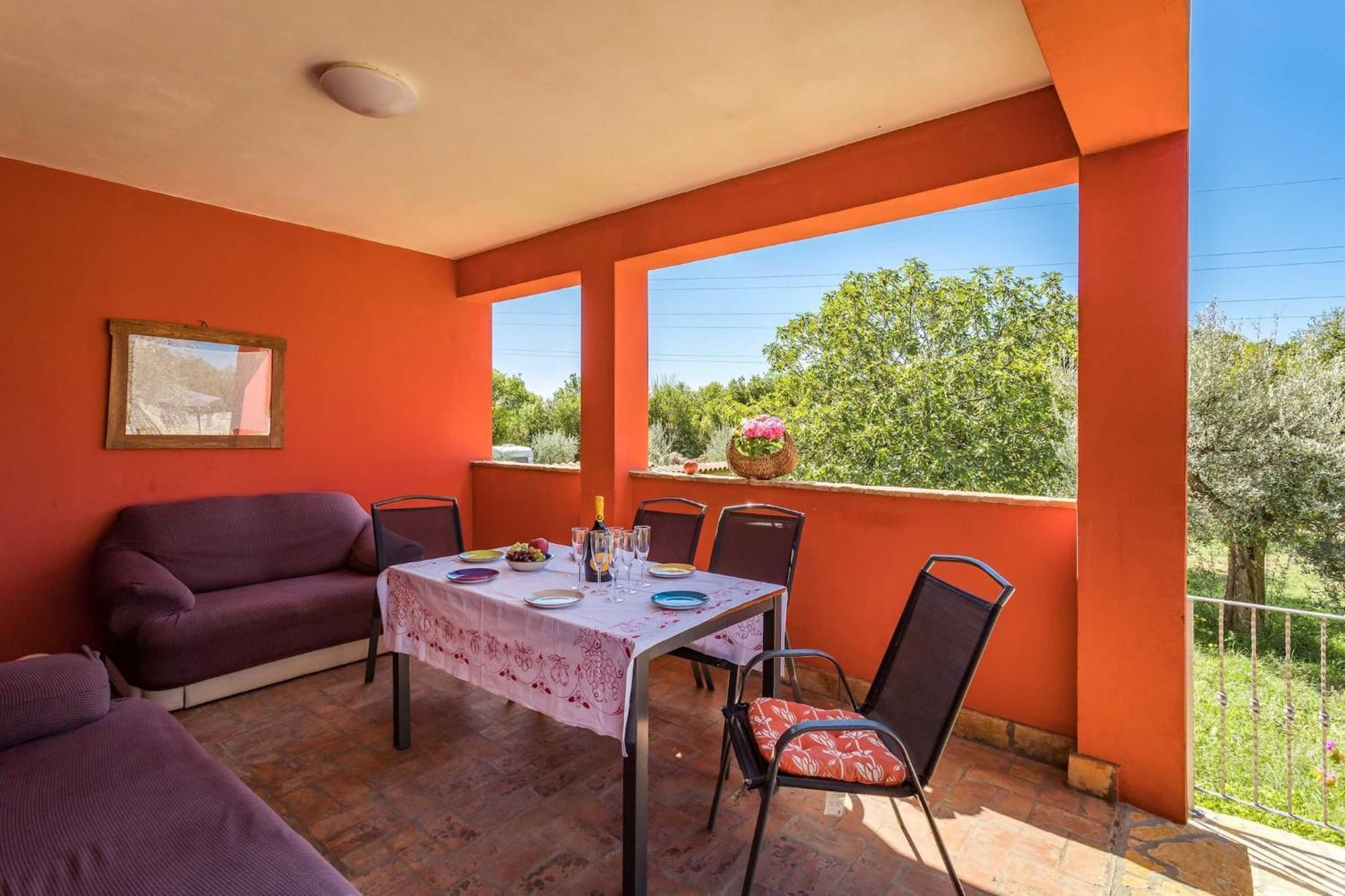 Holiday Home Pina プーラ エクステリア 写真