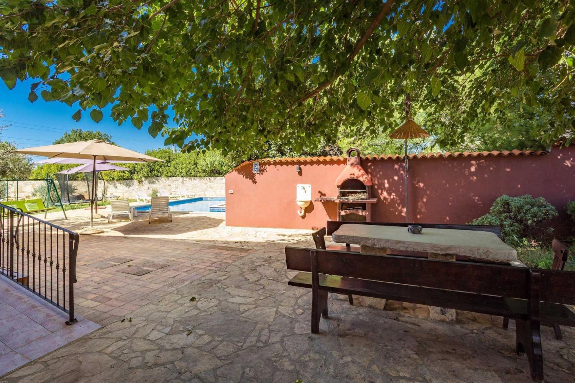 Holiday Home Pina プーラ エクステリア 写真