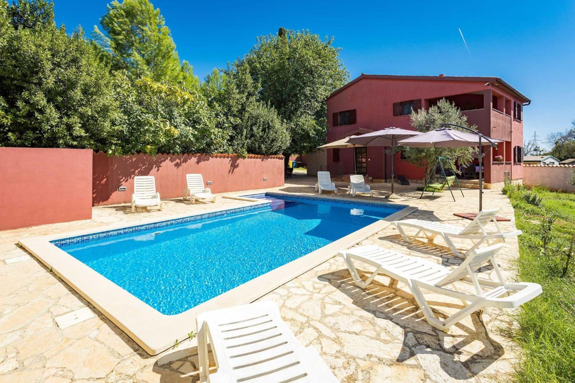 Holiday Home Pina プーラ エクステリア 写真