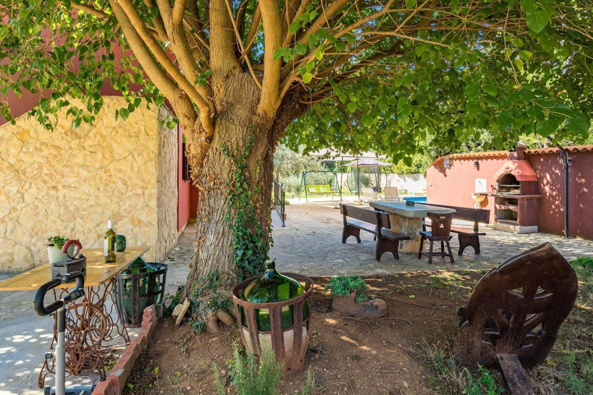 Holiday Home Pina プーラ エクステリア 写真